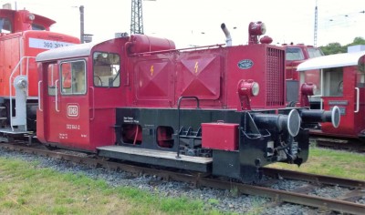 322 641