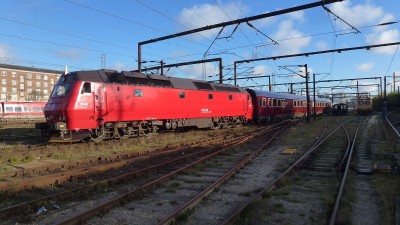 1 DSB ME 1528 2016-11-08 Blv som EP 8025 Kh-Ab P1170578.JPG