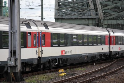 7 CH-SBB 61 85 20-90 219-7 Bpm 2015-05-07 Köln IMG_1520.JPG