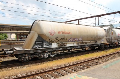 5 D-ERMD 33 80 932 6 619-9 Uacns 2017-06-06 Fa IMG_1794.JPG