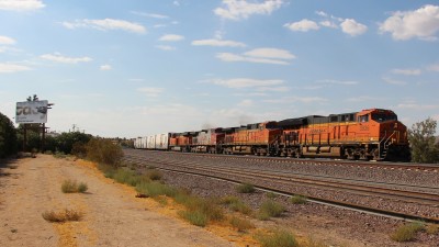 2 BNSF 3936 2017-08-04 Barstow IMG_2646.JPG