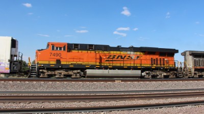 6 BNSF 7490 2017-08-04 Barstow IMG_2650.JPG
