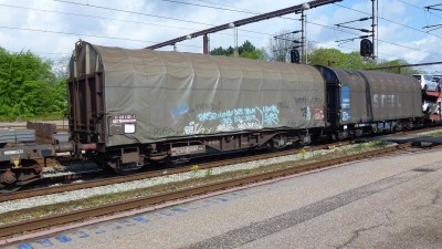 10 SNCF 31 87 477 1 225-1 Shimms 2013-05-16 Fa P1080473.JPG