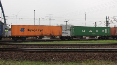 10 D-RCW 33 68 495 3 370-6 Sggmrs 2019-04-05 Altenwerder IMG_7571.JPG