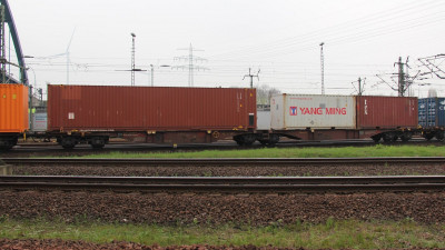 16 B-RCW 33 88 496 1 053-4 Sggmrss 2019-04-05 Altenwerder IMG_7583.JPG