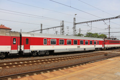4 SK-ZSSK 61 56 20-70 223-8 Bmpeer 2018-05-24 Prag H IMG_5572.JPG
