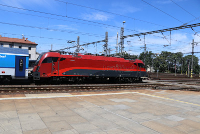 4 A-ÔBB 1216 239-4 2022-07-17 Prag Hbf IMG_6782.JPG
