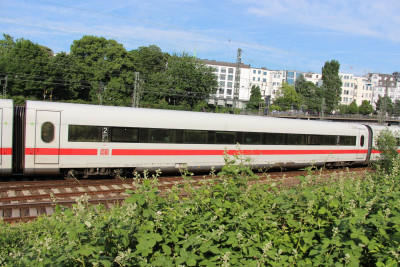 3 D-DB 802 617-1 2018-05-25 Hamburg IMG_5929.JPG