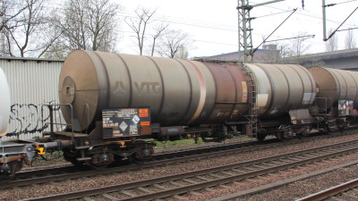 13 D-GVTG 33 80 793 3 377-3 Zacens 2019-04-05 Hamburg-Harburg IMG_7010.JPG