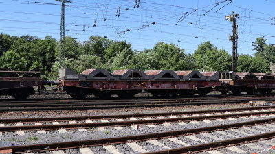 9 D-DB 31 80 483 8 710-0 Sahlmmps-t 2025-05-13 Koblenz-Lutzel IMG_7717.JPG