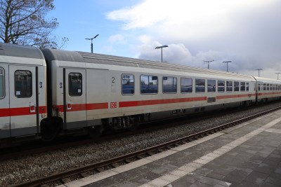 10 D-DB 61 80 20-94 441-8 Bpmmz 2025-10-27 Niebüll IMG_0974.JPG