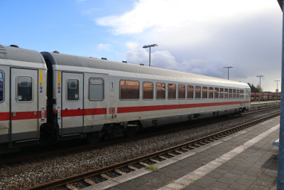 13 D-DB 61 80 18-90 184-2 Apmmz 2025-10-27 Niebüll IMG_0977.JPG