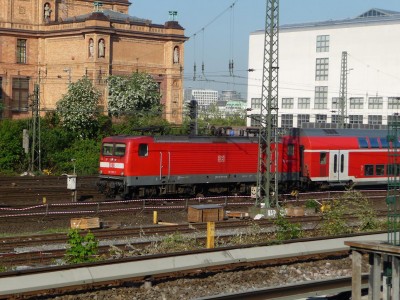1 D-DB 112 179-7 2011-05-05 Hamburg P1180431.JPG