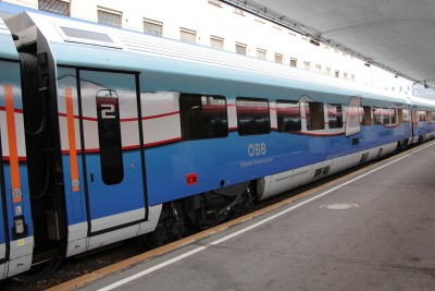 4 A-ÖBB 73 81 22-90 351-6 Bmpz 2013-10-10 Wien West BHF IMG_5146.JPG
