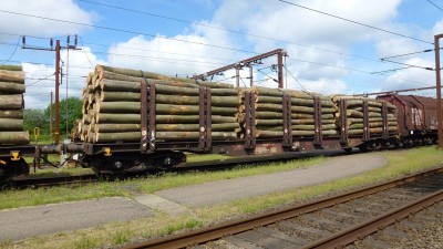 20.8 meter, 85,7tons kommer fra Koblenz og skal  videre til Køge Junckers Industri