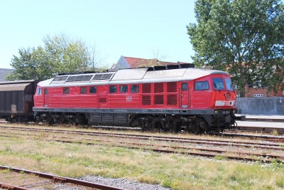17 D-DB 233 525-5 2014-07-16 Es IMG_8512.JPG