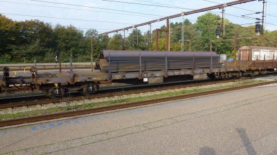 9 L-CFLCA 31 82 351 7 296-8 Rnss 2014-10-11 Fa P1130645.JPG