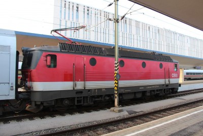 3 A-ÖBB 1144 273 2013-10-08 Wien West Bhf IMG_4389.JPG