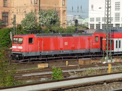 6 D-DB 112 173-0 2011-05-05 Hamburg P1180449.JPG