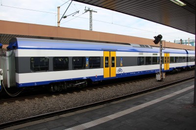 2 D-NOB 55 80 22-75 013-4 Bpmdza 2015-05-08 Düsseldorf IMG_1915.JPG