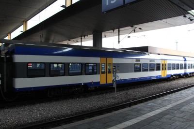 4 D-NOB 55 80 22-75 039-9 Bpmdza 2015-05-08 Düsseldorf IMG_1917.JPG