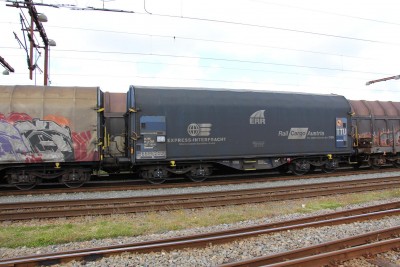 26 A-ÖBB 35 81 467 7 165-6 Shimmns 2015-06-09 Pa IMG_2222.JPG