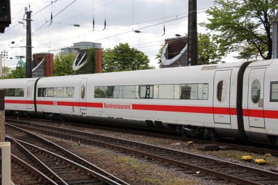 4 D-DB 807 015-3 2015-05-07 Köln IMG_1576.JPG