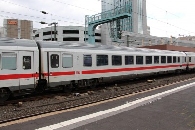 5 D-DB 61 80 20-94 481-4 Bpmz 2015-05-07 Düsseldorf IMG_1705.JPG