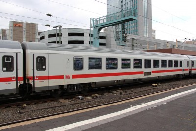 6 D-DB 61 80 20-94 451-7 Bpmz 2015-05-07 Düsseldorf IMG_1706.JPG