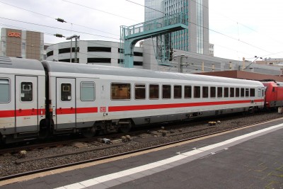 11 D-DB 61 80 18-90-175-6 Apmz 2015-05-07 Düsseldorf IMG_1711.JPG