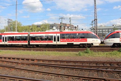 3 D-REGIO 643 238-8 2015-05-07 Düsseldorf IMG_1835.JPG