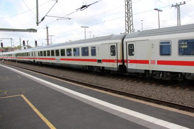 6 D-DB 61 80 20-94 482-2 Bpmz 2015-05-07 Düsseldorf IMG_1451.JPG