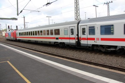 11 D-DB 61 80 18-90 168-5 Apmz 2015-05-07 Düsseldorf IMG_1456.JPG