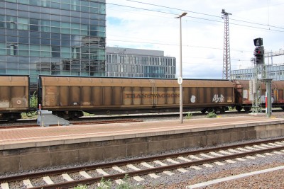 8 D-TWA 33 80 274 3 409-5 Habbiins 2015-05-05 Duisdurg IMG_1019.JPG