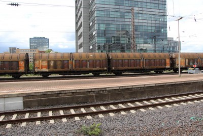 22 S-TWA 24 74 421 8 142-3 Laaiis 2015-05-05 Duisburg IMG_1049.JPG