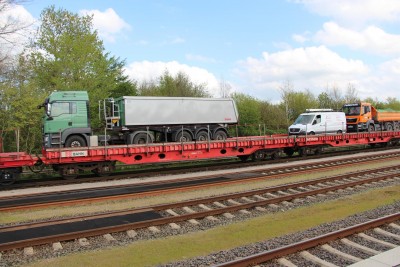 10 DB 65 80 980 4 001-2 DD vogn C 2015-05-08 Niebüll  IMG_1992.JPG