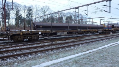 4 L-CFLCA 81 82 351 4 042-8 Rbnpss 2016-01-18 Fa P1150255.JPG